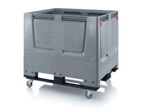 Collapsible big boxes with ventilation slits