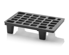 Lightweight pallets without retaining edge